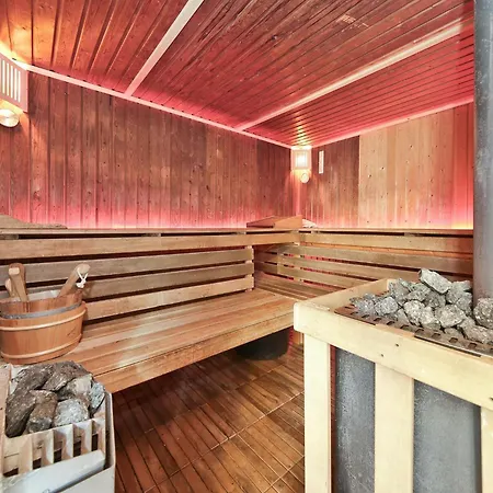 Characteristic With Wellness, Cleaning Included Vakantiehuis Lijnden