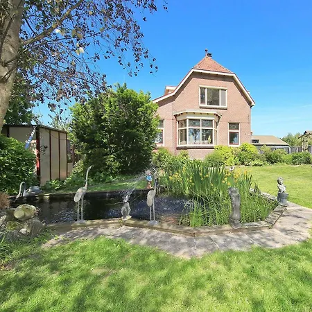 Characteristic With Wellness, Cleaning Included Vakantiehuis Lijnden
