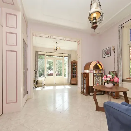 Characteristic With Wellness, Cleaning Included Vakantiehuis *