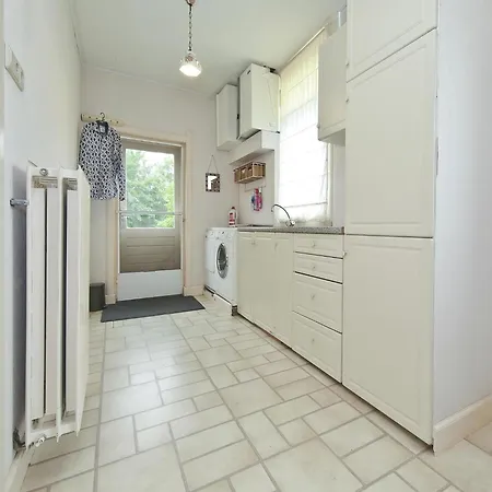 Characteristic With Wellness, Cleaning Included * Lijnden